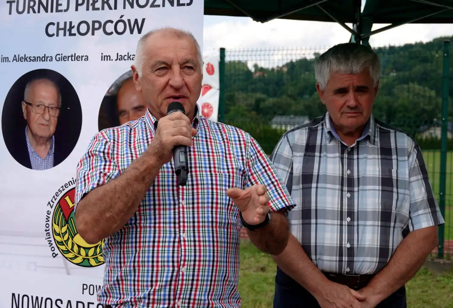 W Nawojowej odbył się XIV Powiatowy Turniej Piłki Nożnej Chłopców o Puchar Starosty Nowosądeckiego