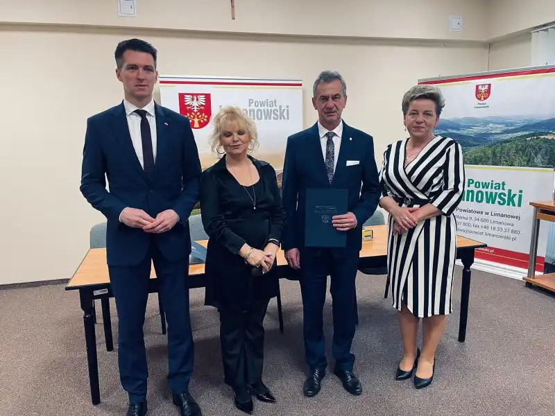 Wicewojewoda Mateusz Małodziński w Limanowej. Uczestniczył w XXXIII sesji Rady Powiatu