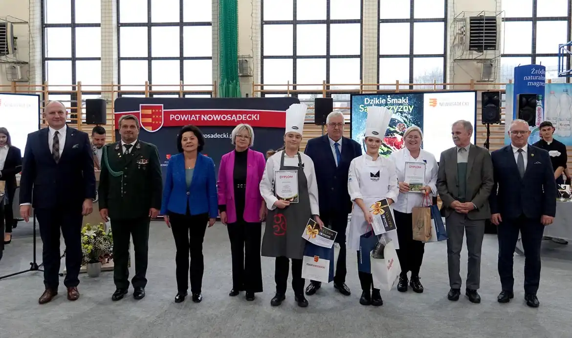 Zwyciężczynie III Powiatowego Konkursu Kulinarnego: Comber z jelenia i deser w klimacie sądeckiej jesieni