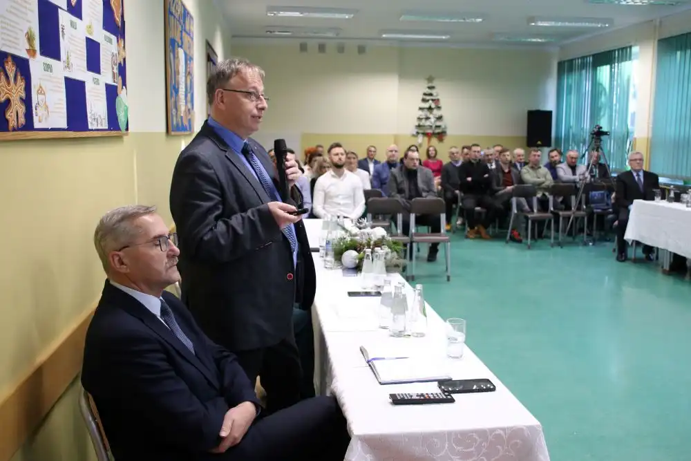 Budżet 2025 i podziękowania dla mieszkańców. Świąteczna Sesja Rady Gminy Słopnice