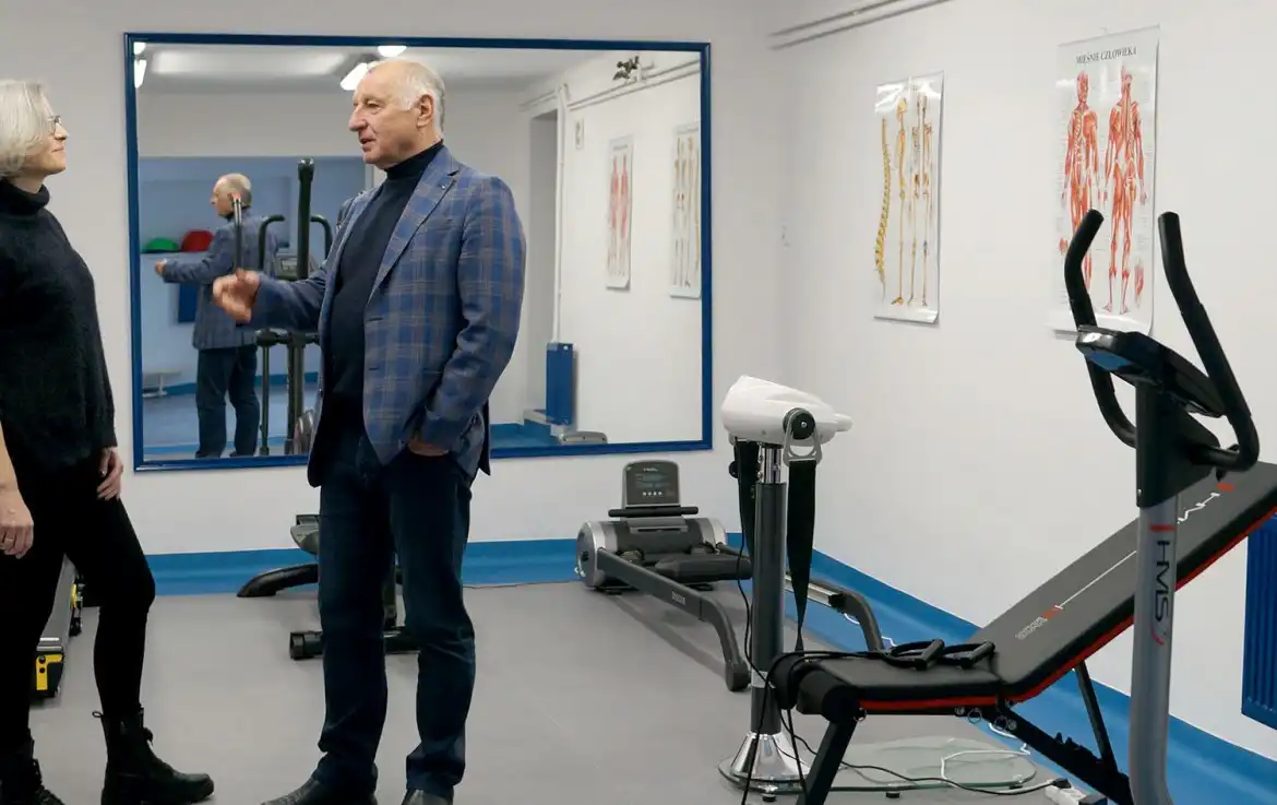 DWD w Piwnicznej-Zdroju wzbogacił się o siłownię i salę do ćwiczeń