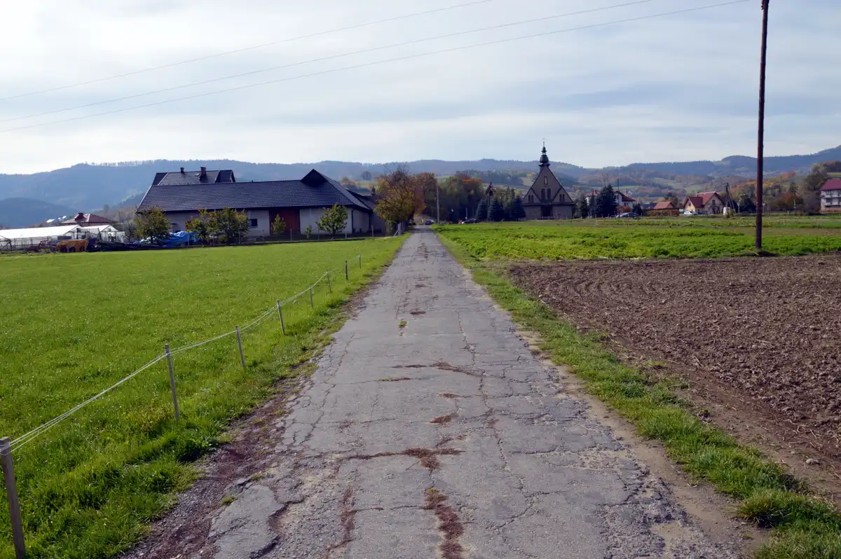 Nowa nawierzchnia na drodze w Żbikowicach