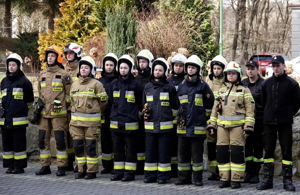 Uczniowie ZS w Marcinkowicach mogą już brać udział w akcjach ratowniczych. Zdali egzamin teoretyczny i praktyczny