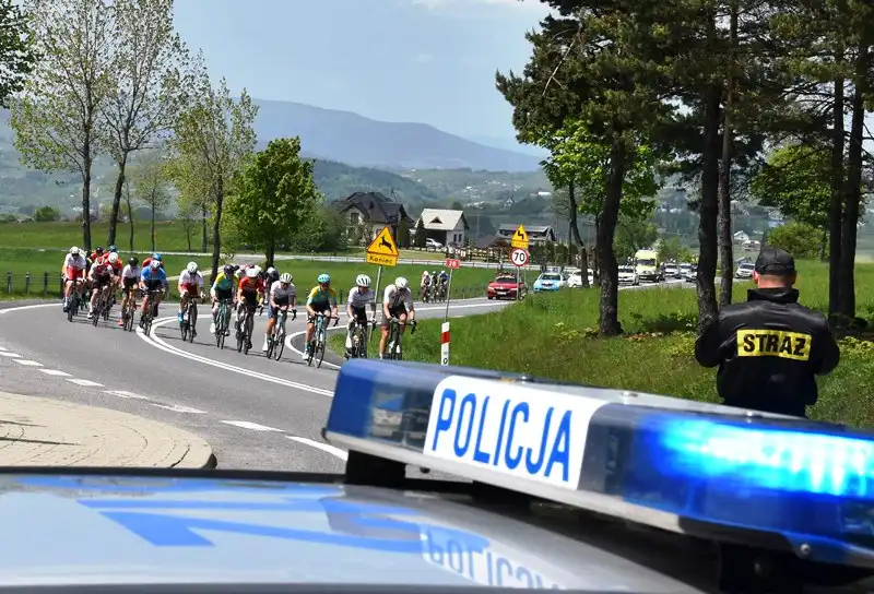 Małopolscy Policjanci zabezpieczali Wyścig Kolarski Juniorów