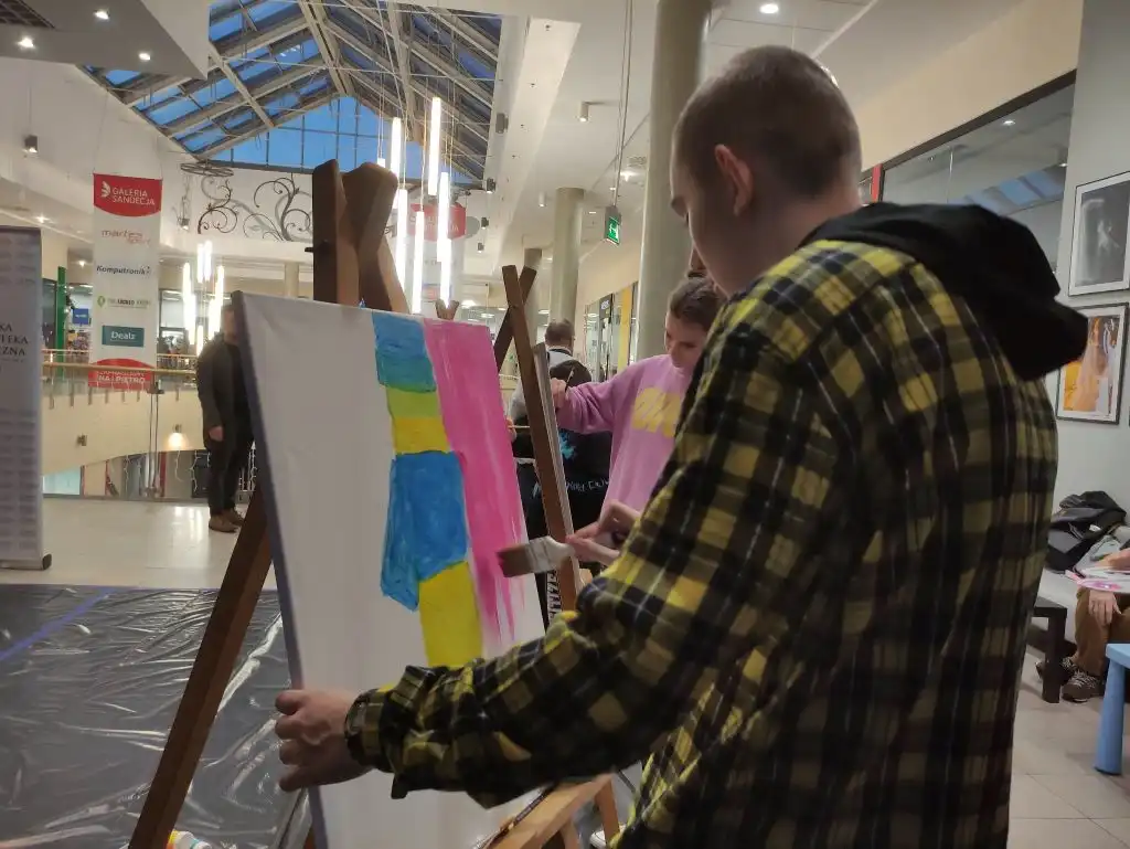 „Spotkajmy się przy sztaludze. AUTYZM SZTUKA”