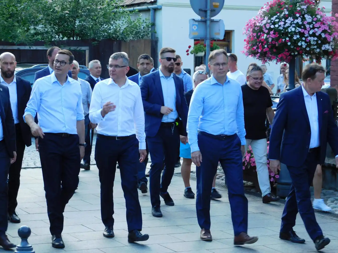 Premier Mateusz Morawiecki z wizytą w Starym Sączu [FILM]