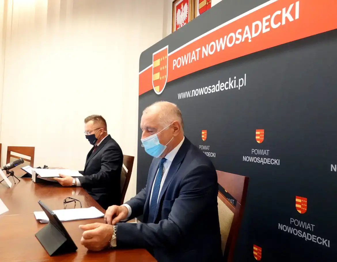 O inwestycjach na ostatniej sesji Rady Powiatu w tym roku