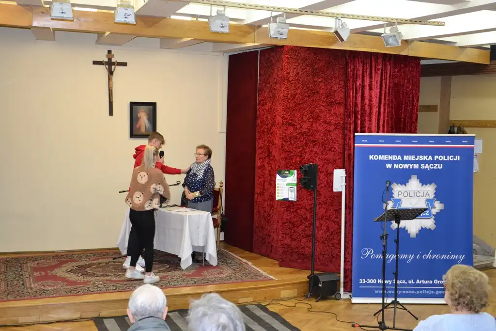 Sądeccy policjanci po raz drugi zorganizowali warsztaty dla seniorów