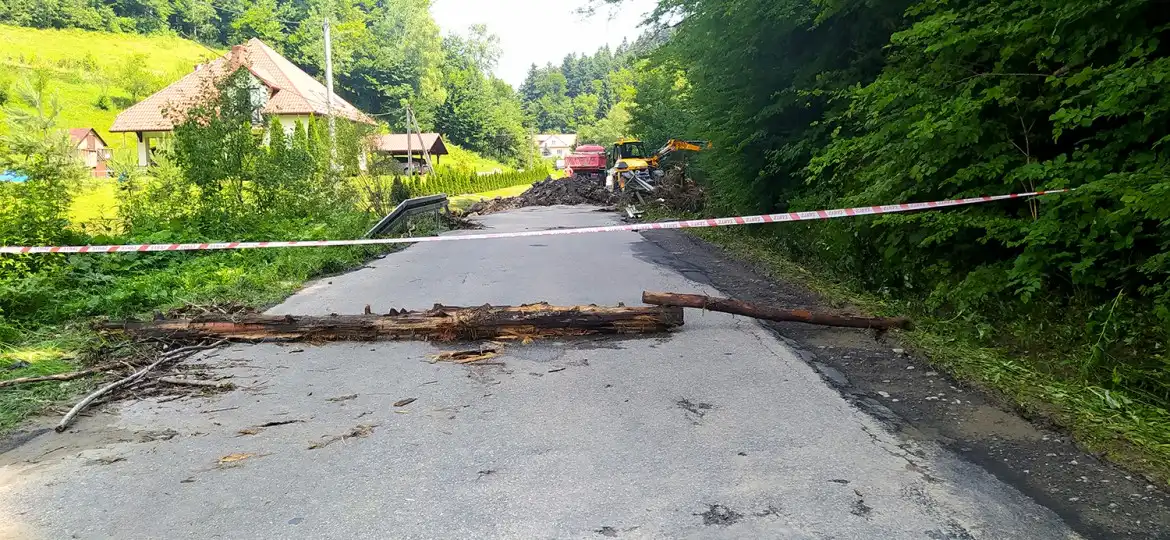 Rozpoczął się remont 4,5 km odcinka drogi powiatowej Paszyn - Mogilno - Krużlowa