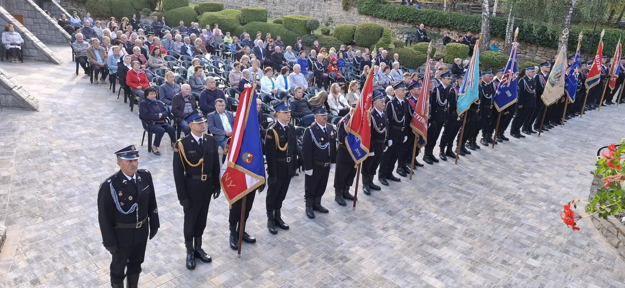 Strażacy u Matki Bożej Pocieszenia. Pielgrzymka wdzięczności i modlitwy