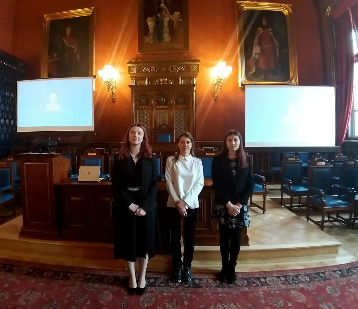 Uczennica LO w Starym Sączu w finale Ogólnopolskiego Konkursu Krasomówczego