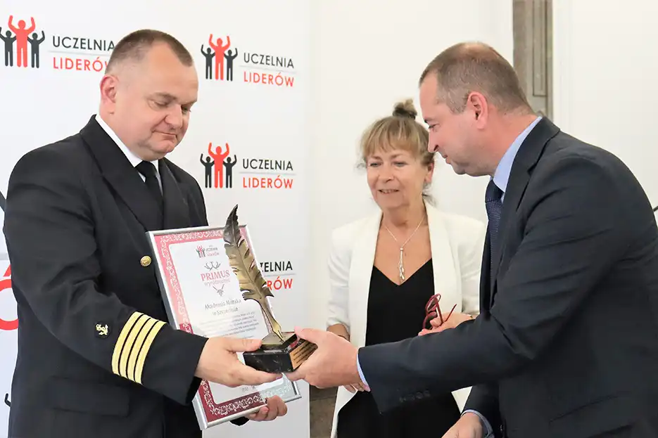 PWSZ Uczelnią Liderów 2022 z wyróżnieniem