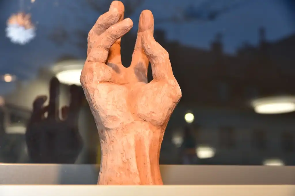 „Idę własną drogą” - wernisaż młodych talentów w Limanowej