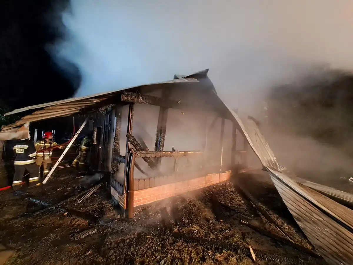 Pożar w Wierchomli Wielkiej. Spłonął drewniany dom