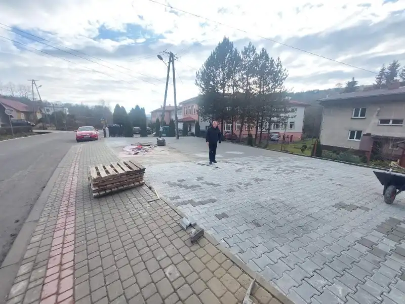 W Lipnicy Wielkiej przybyło miejsc parkingowych