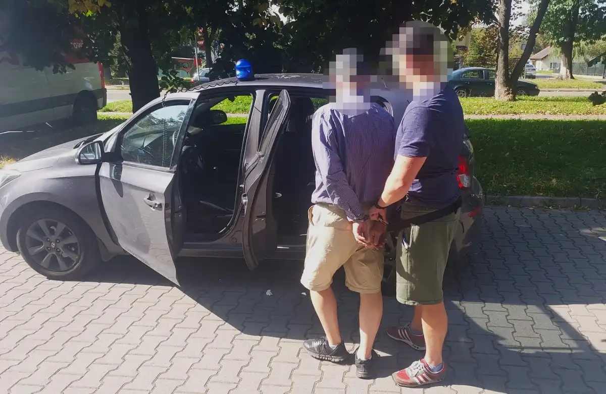 Włamywacze z Kielc zatrzymani na gorącym uczynku w Nowym Sączu