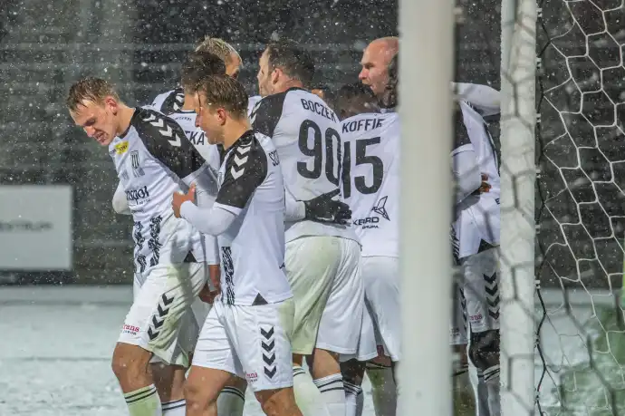 Sandecja remisuje z Koroną Kielce