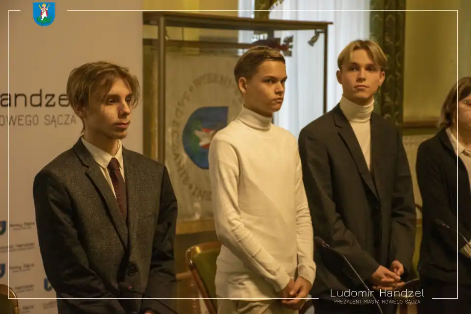 Nowy Sącz: Za nami inauguracyjna sesja IV kadencji Młodzieżowej Rady Miasta