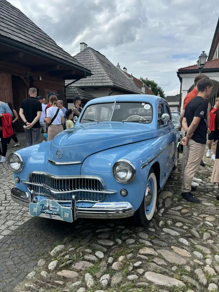 Retro pojazdy znów podbiły Nowy Sącz