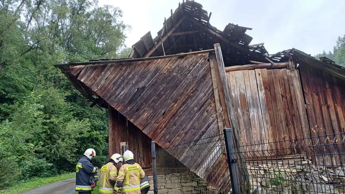 Maszkowice: Ściana budynku groziła zawaleniem. Interweniowali strażacy