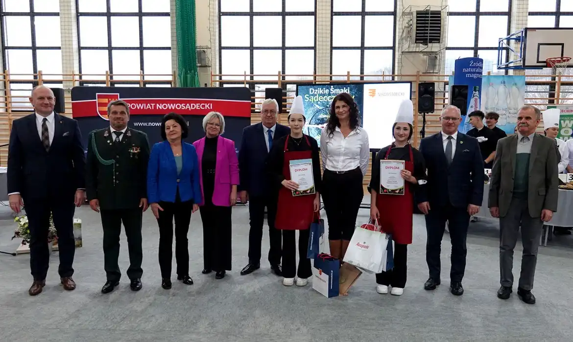 Zwyciężczynie III Powiatowego Konkursu Kulinarnego: Comber z jelenia i deser w klimacie sądeckiej jesieni