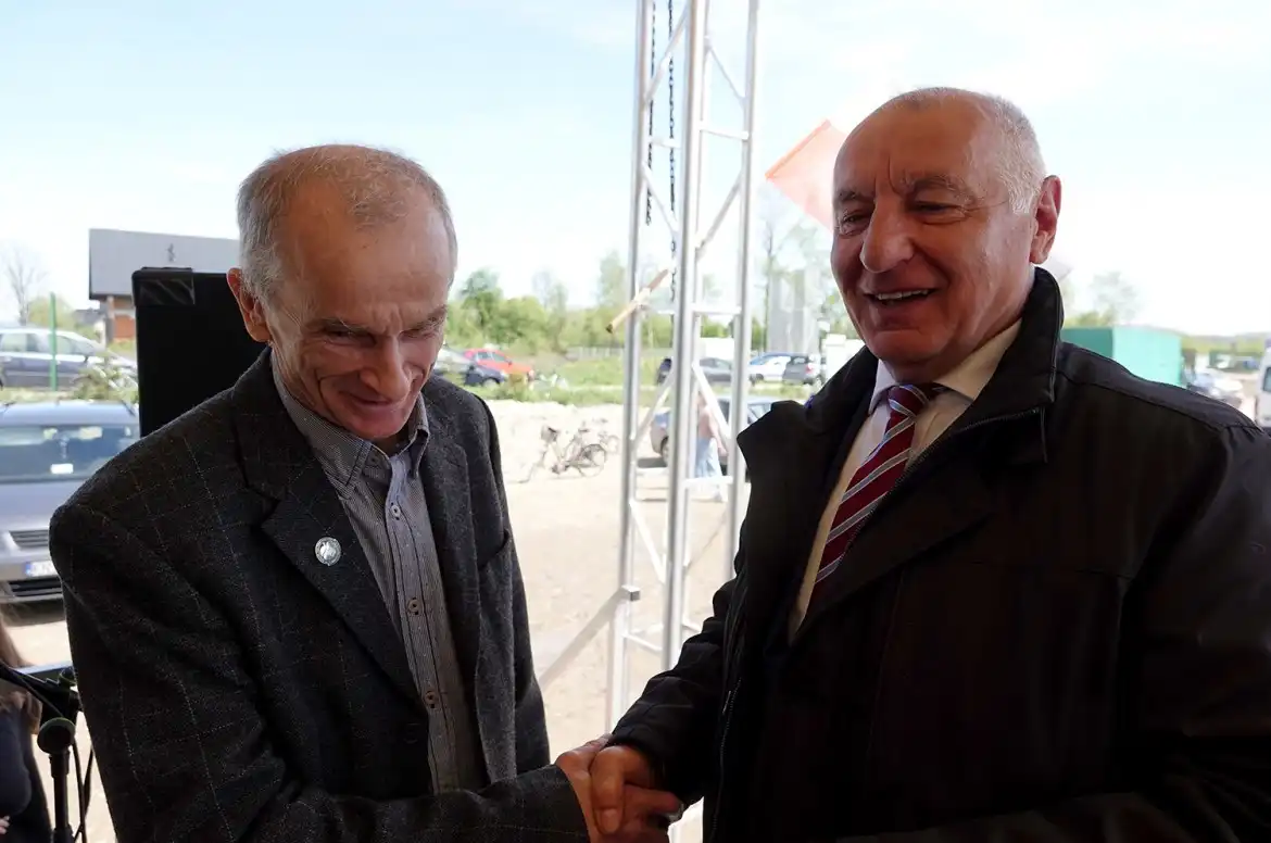 Patriotyczna uroczystość w Stadłach. Świętowano 15-lecie Stowarzyszenia LGD Partnerstwo dla Ziemi Sądeckiej