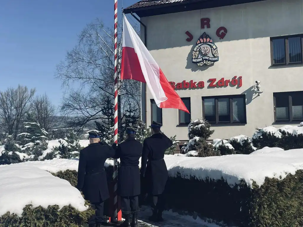 Jednostki OSP z powiatów nowotarskiego, limanowskiego i tatrzańskiego z dofinansowaniem na zakup pojazdów ratowniczo-gaśniczych