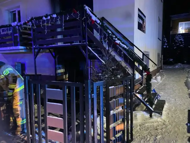 Pożar w Szczawniku. Paliło się na parterze budynku mieszkalnego