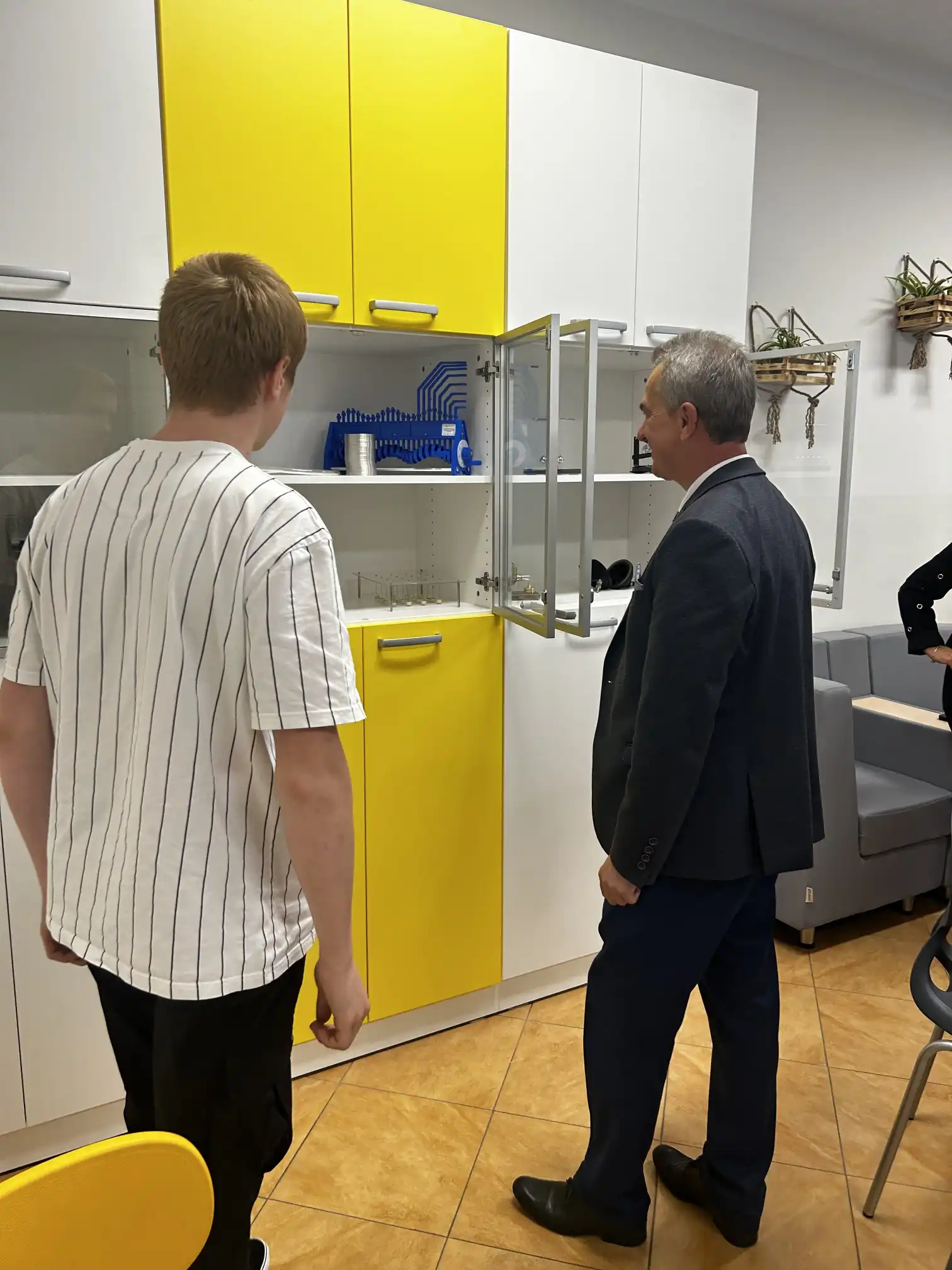 I LO w Limanowej ma nowoczesną pracownię przyrodniczą