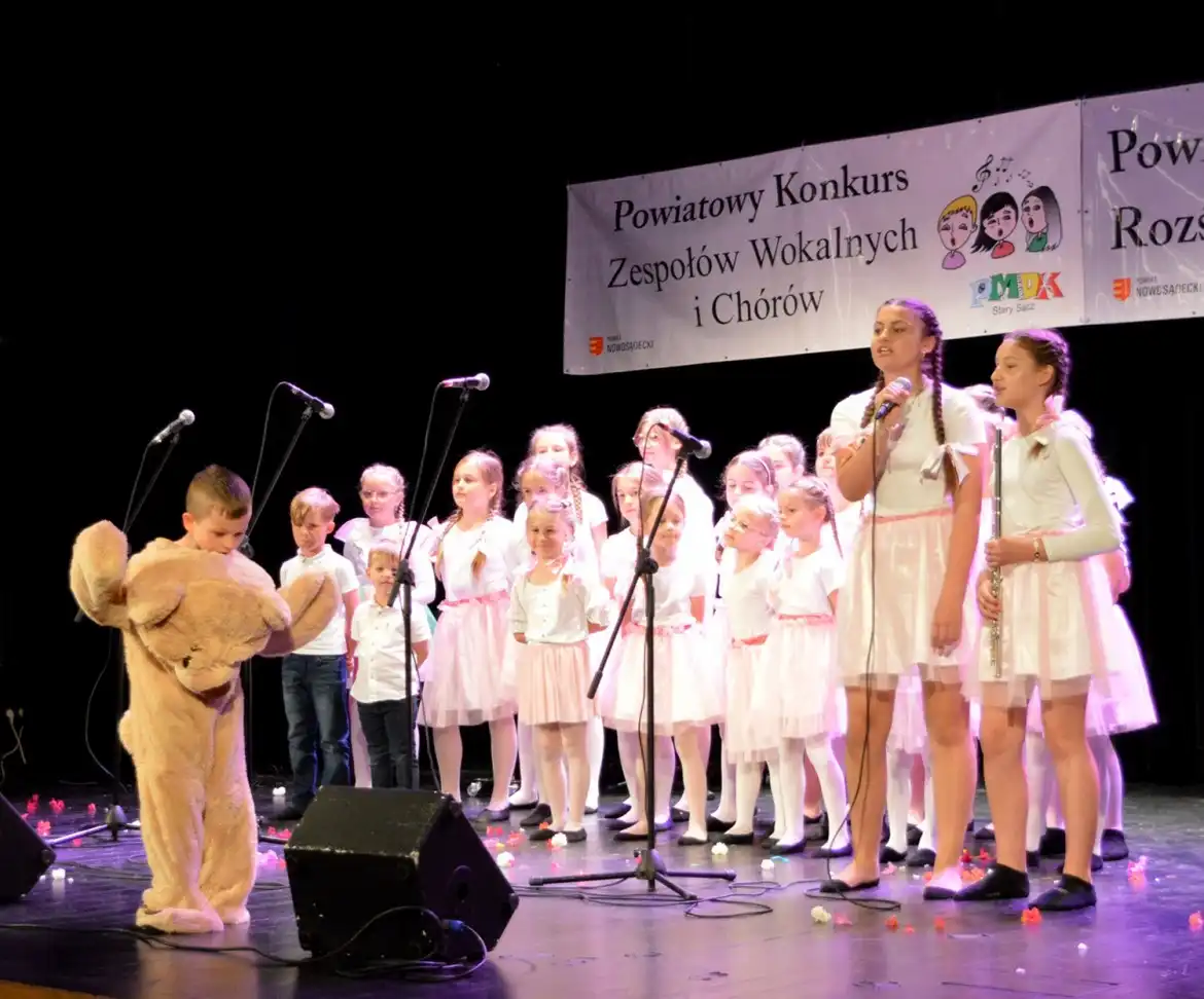 Stary Sącz: XXI Powiatowy Konkurs Zespołów Wokalnych i Chórów