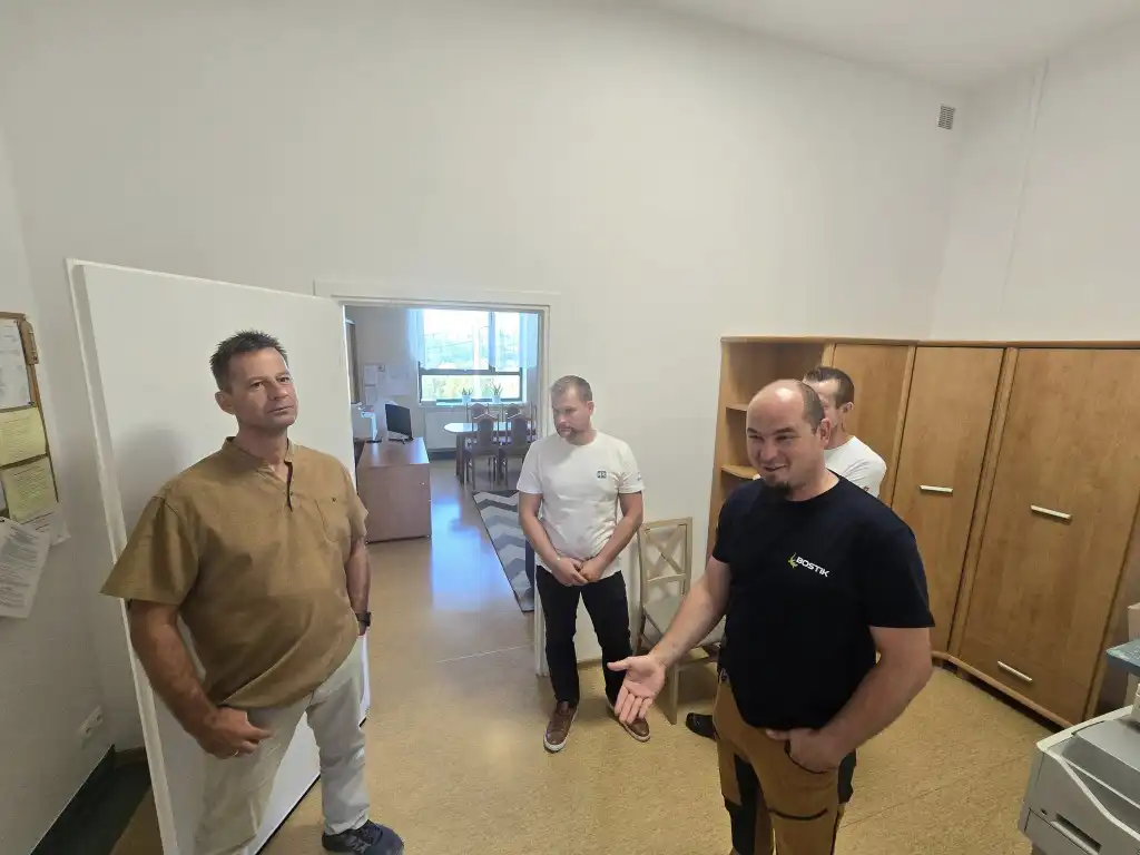 Więcej przestrzeni, lepsze warunki. Modernizacja w SP w Stroniu