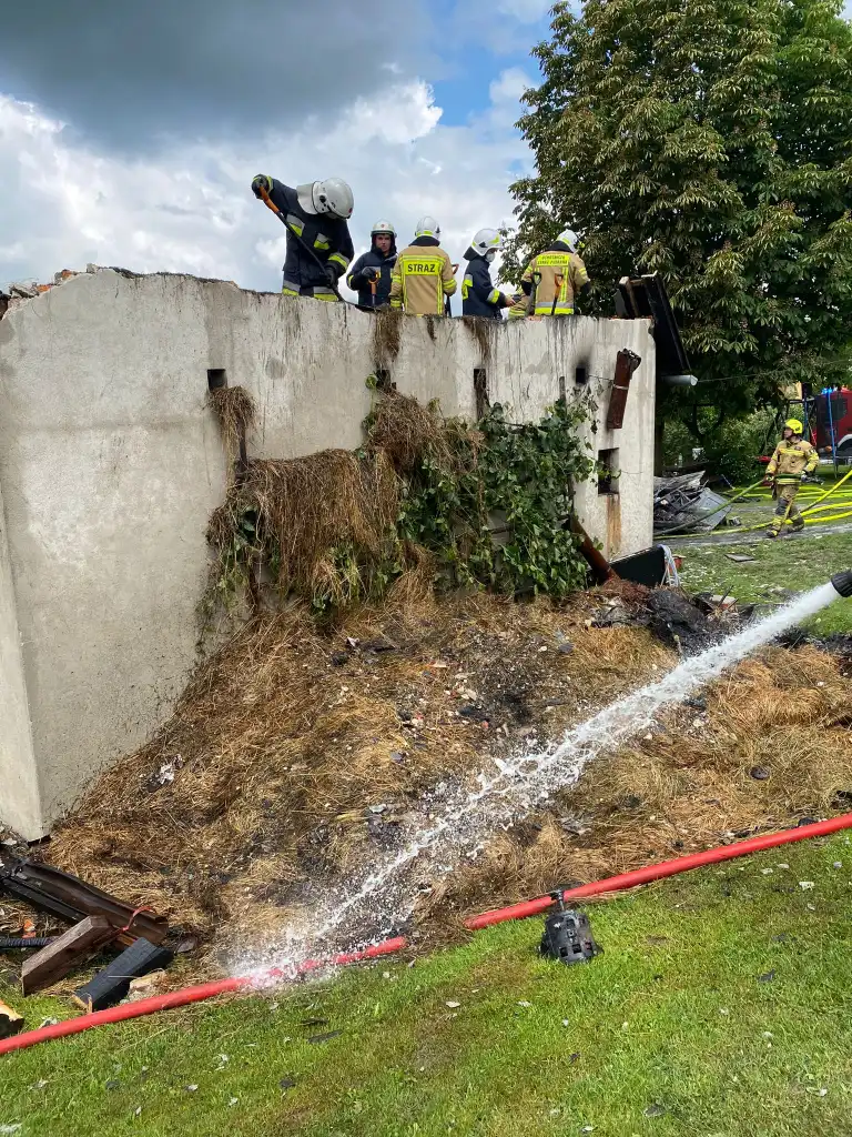 Pożar w Ptaszkowej. Płonął budynek gospodarczy
