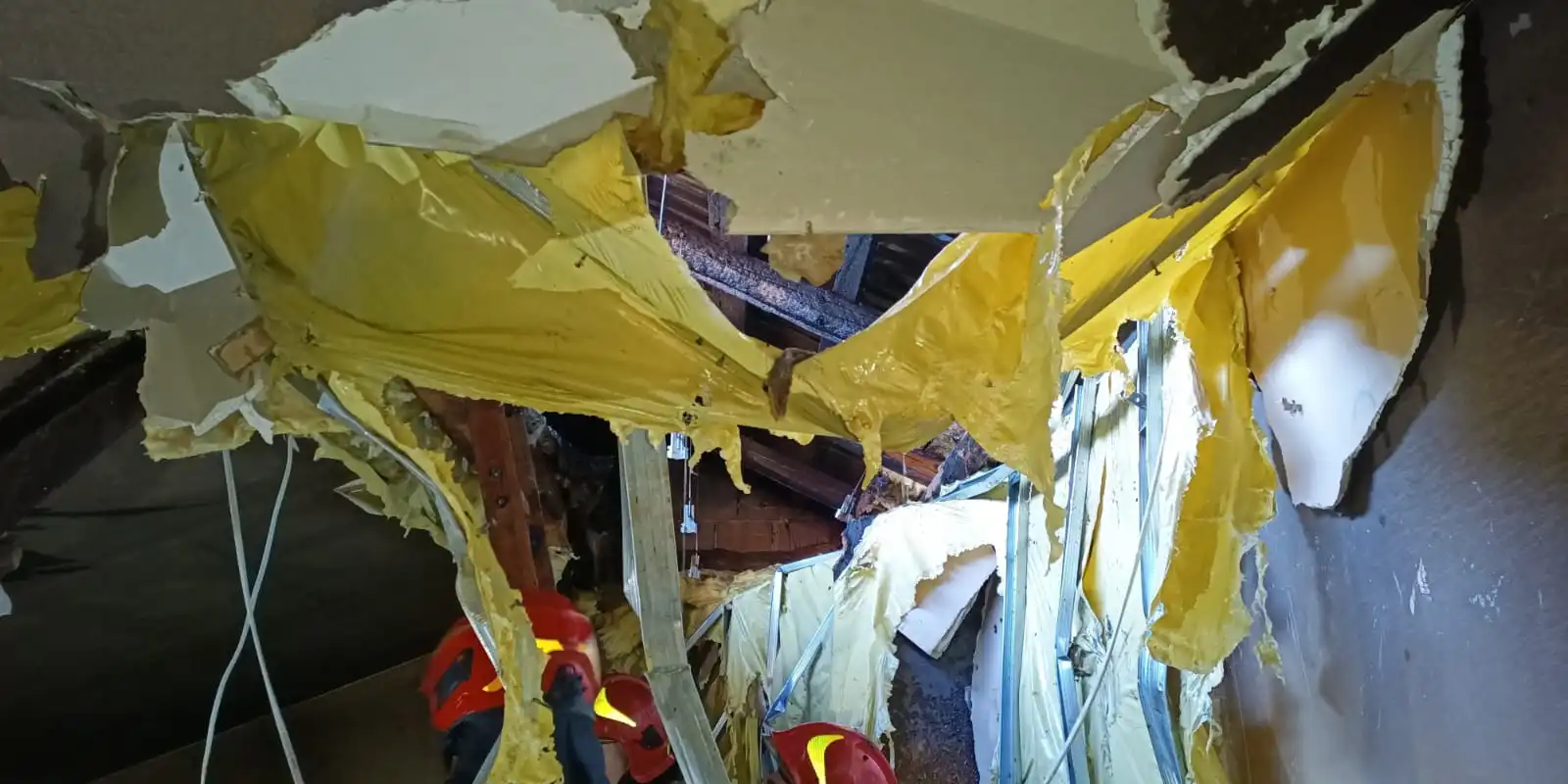 Pożar w Zagorzynie. Paliło się na poddaszu domu jednorodzinnego