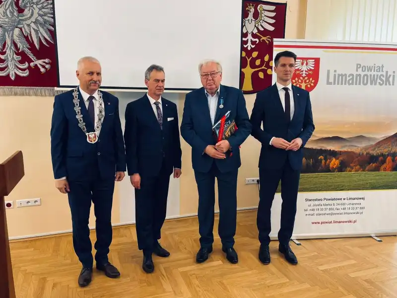 Wicewojewoda Mateusz Małodziński w Limanowej. Uczestniczył w XXXIII sesji Rady Powiatu