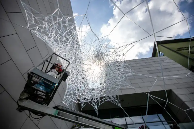 Na dziedzińcu MCK SOKÓŁ powstała nietypowa rzeźba