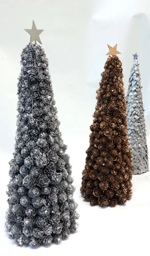 ZAZ w Nawojowej: Niepełnosprawni tworzą świąteczne dekoracje – przyjdź i kup