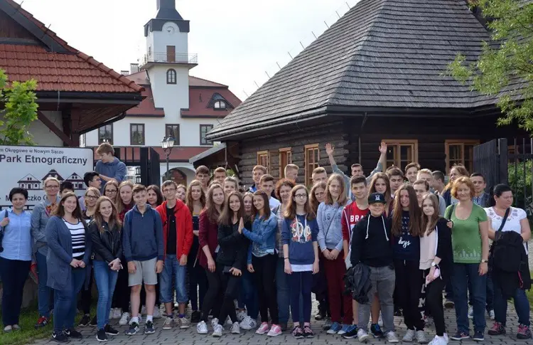 Młodzież z ZS w Marcinkowicach uczestniczy w projekcie w ramach europejskiej współpracy szkół eTwinning