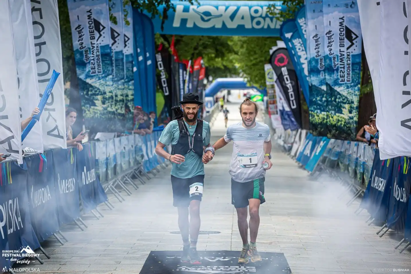 Razem przekroczyli linię mety. Gra fair play podczas II Europejskiego Festiwalu Biegowego