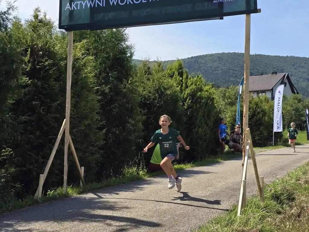 Zdobywcy Modyni pokazali moc! Sport, pasja i integracja w Młyńczyskach