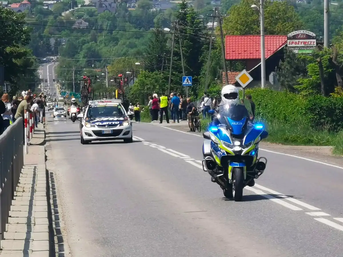 Sądeccy Policjanci zabezpieczali Orlen Wyścig Narodów