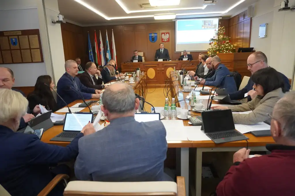 Nowe żłobki, boiska i kanalizacja. Rok rozwoju w Starym Sączu