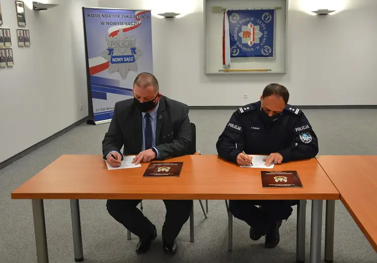 KMP w Nowym Sączu podpisała porozumienie o współpracy z Zespołem Szkół nr 2 im. Sybiraków