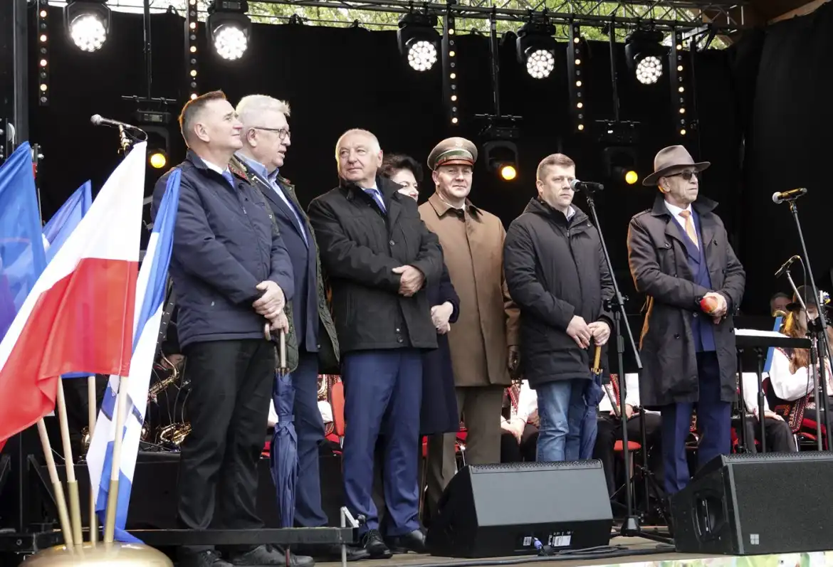 Święto Kwitnących Sadów w Łososinie Dolnej