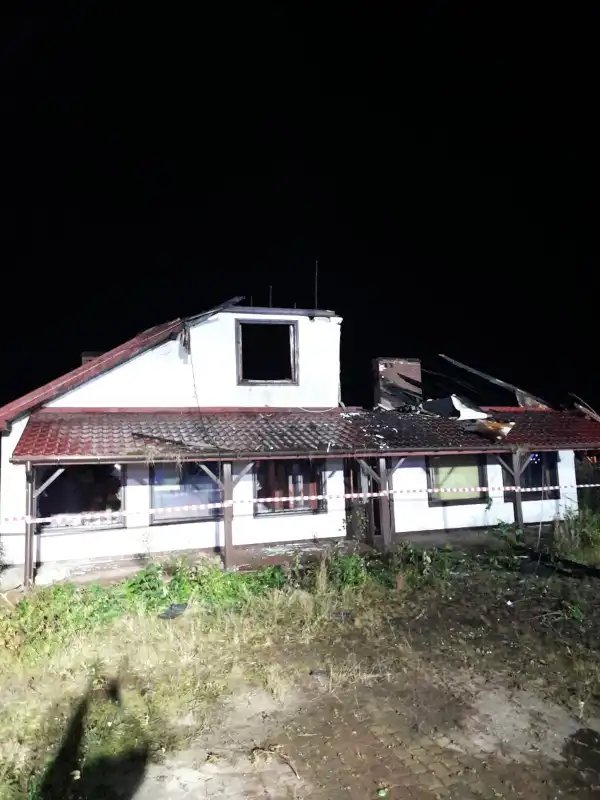 Pożar w Jazowsku. Płonął pustostan