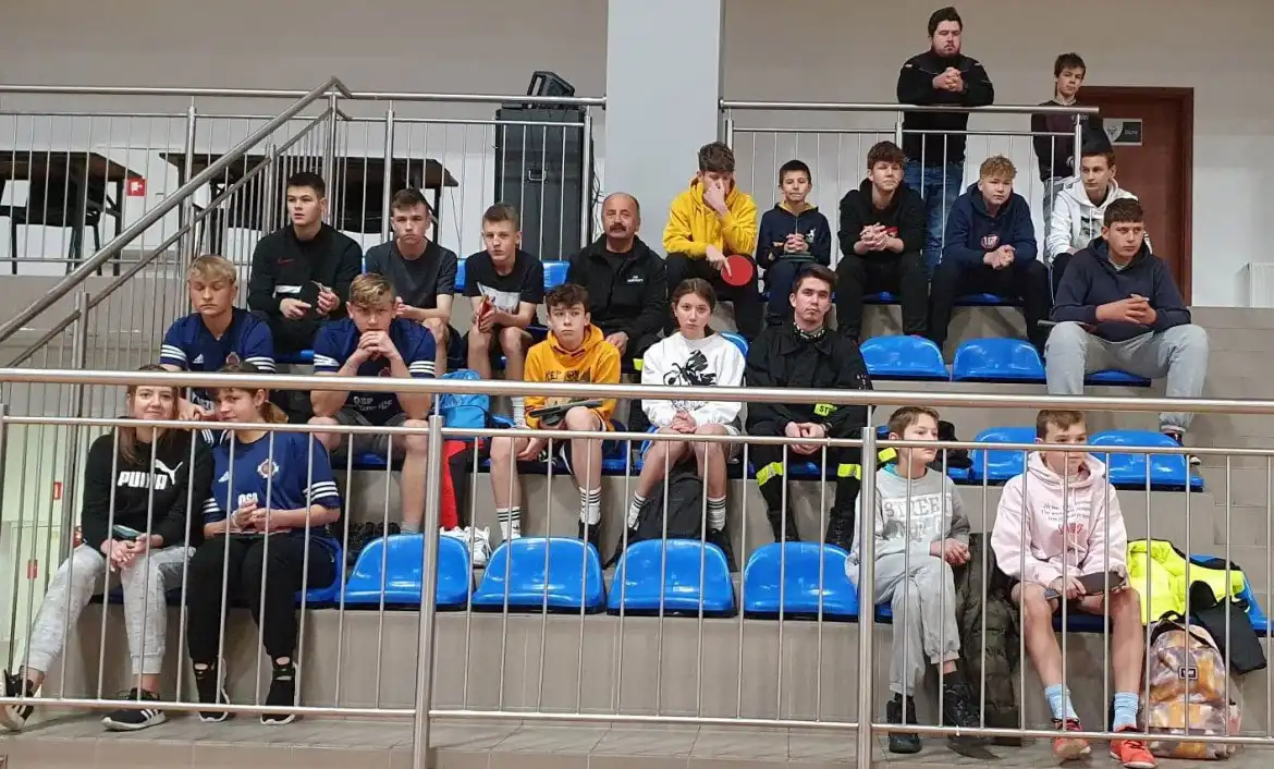 X Powiatowy Turniej Tenisa Stołowego w Łącku. W zawodach wzięło udział blisko 200 zawodników