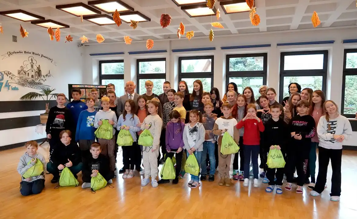 Starosta nowosądecki odwiedził dzieci z Ukrainy przebywające w Domu Wczasów Dziecięcych w Piwnicznej-Zdroju