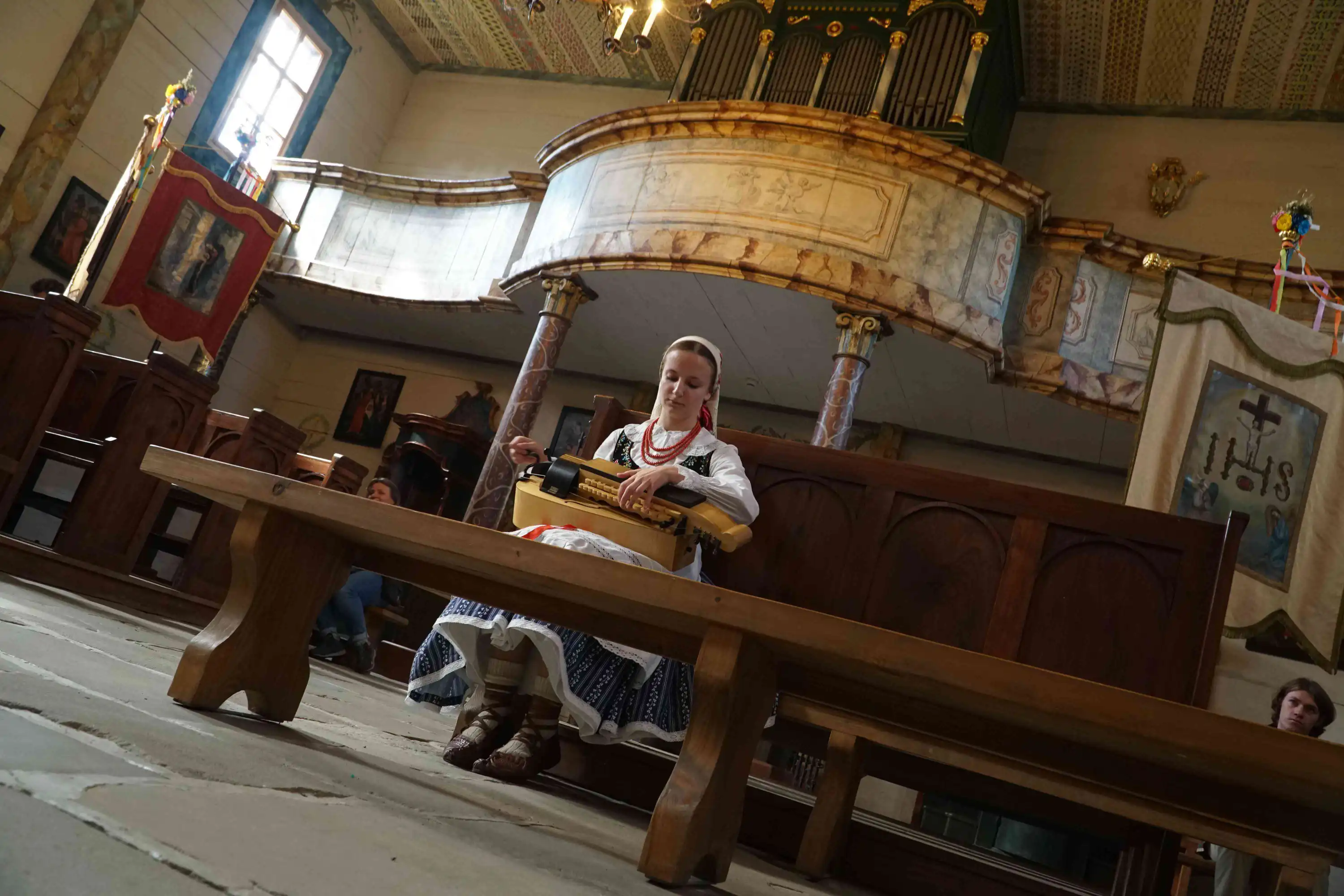 Niedostępne na co dzień. Magia świątyń i sztuki w Sądeckim Parku