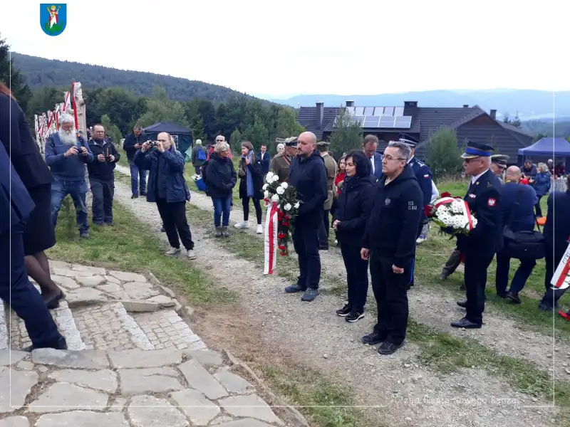 Uroczystość patriotyczna na Hali Łabowskiej. Upamiętniono żołnierzy podziemia niepodległościowego z okresu drugiej konspiracji