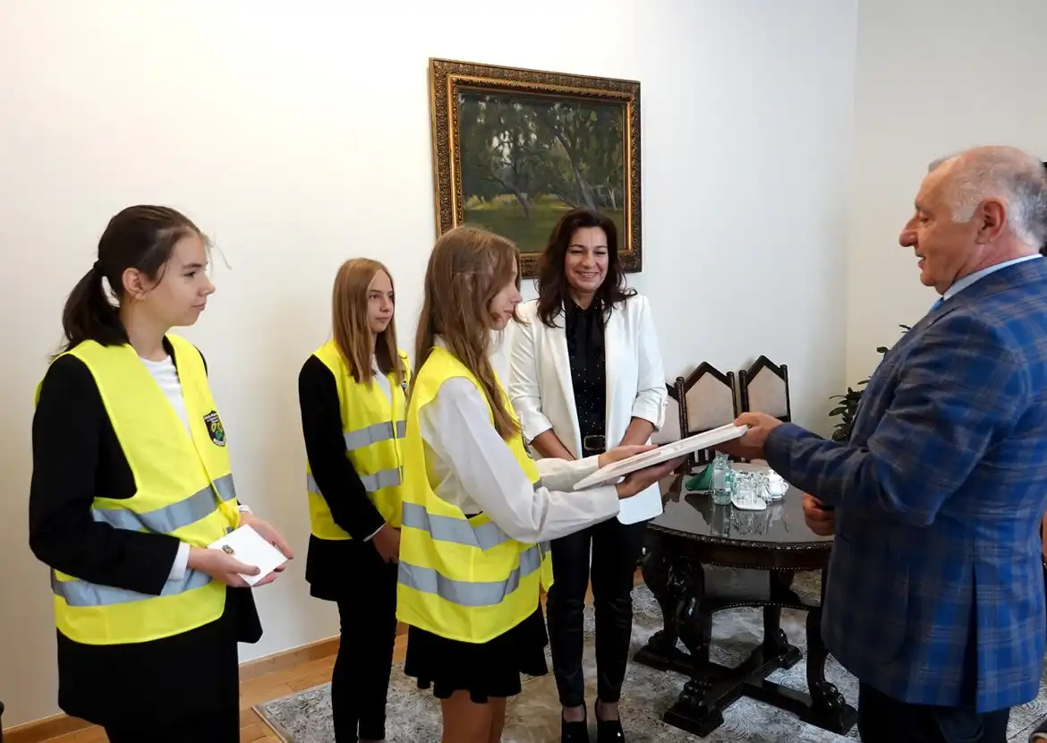 Dzieci podziękowały staroście za przejście dla pieszych