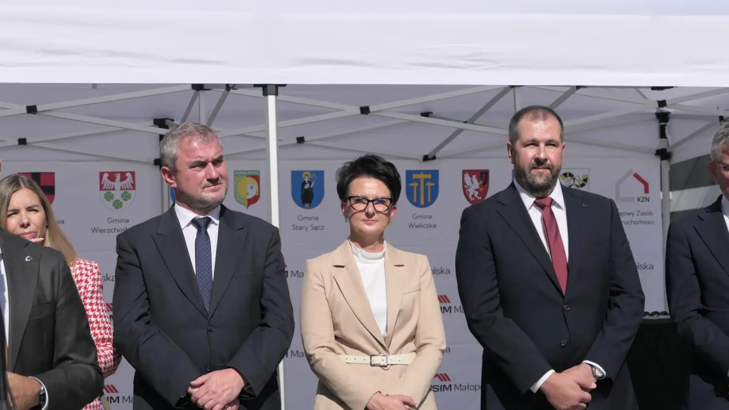 104 nowe mieszkania w Starym Sączu. Lokatorzy odebrali klucze